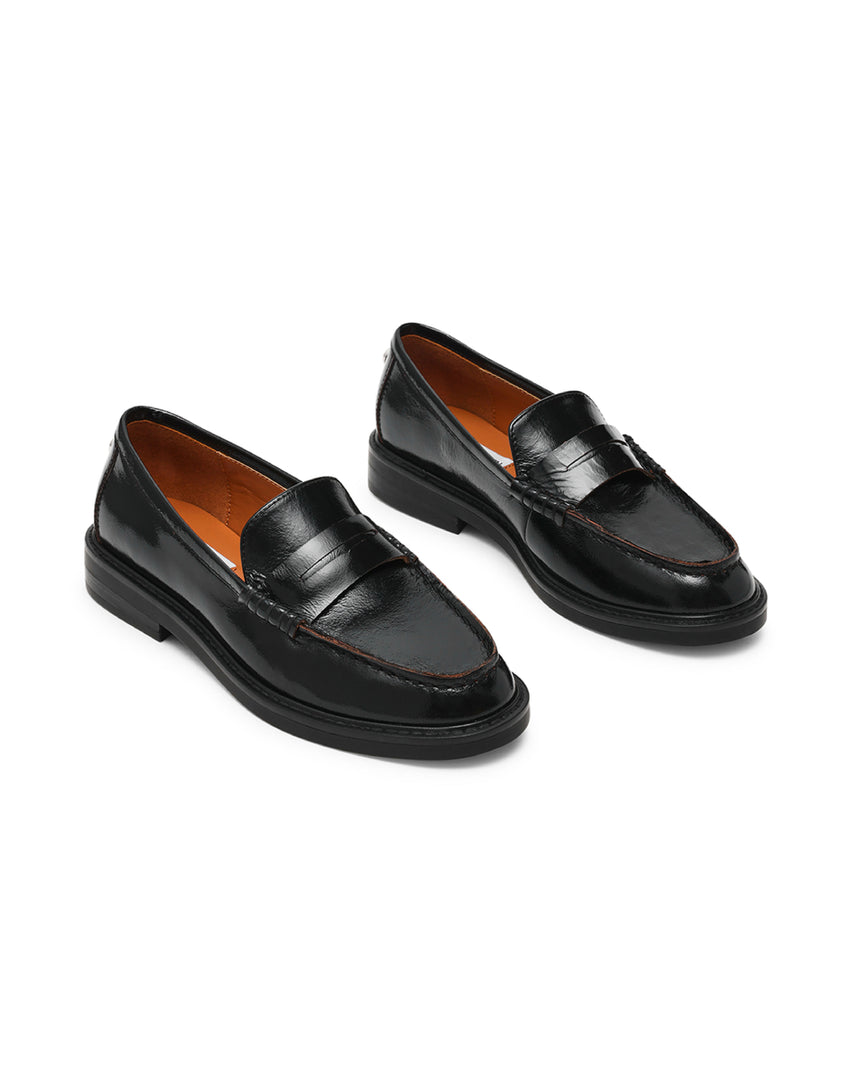 ADISON 經典素面爆裂紋樂福鞋-黑色