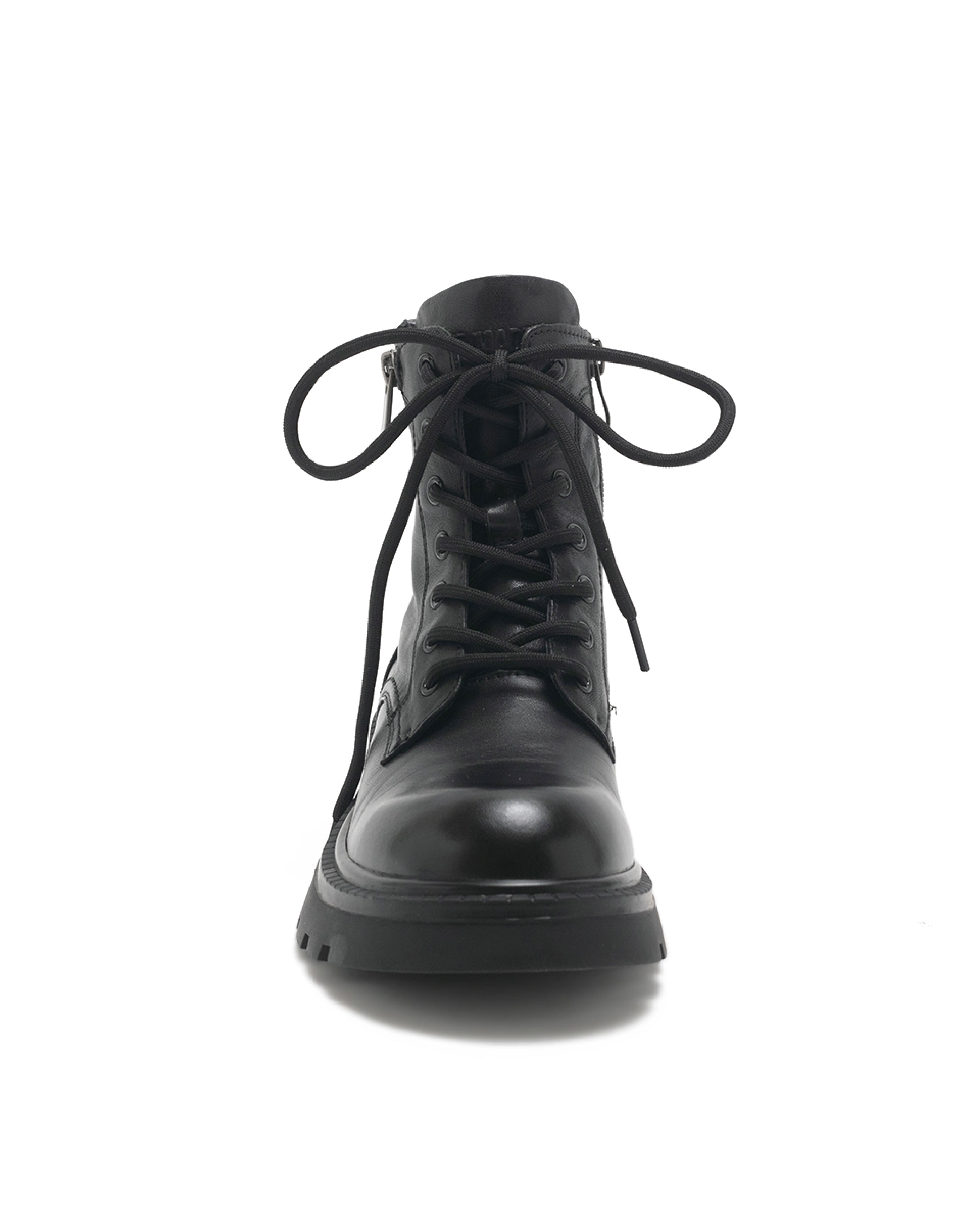 TWZONA 帥氣素面綁帶圓頭短靴-黑色