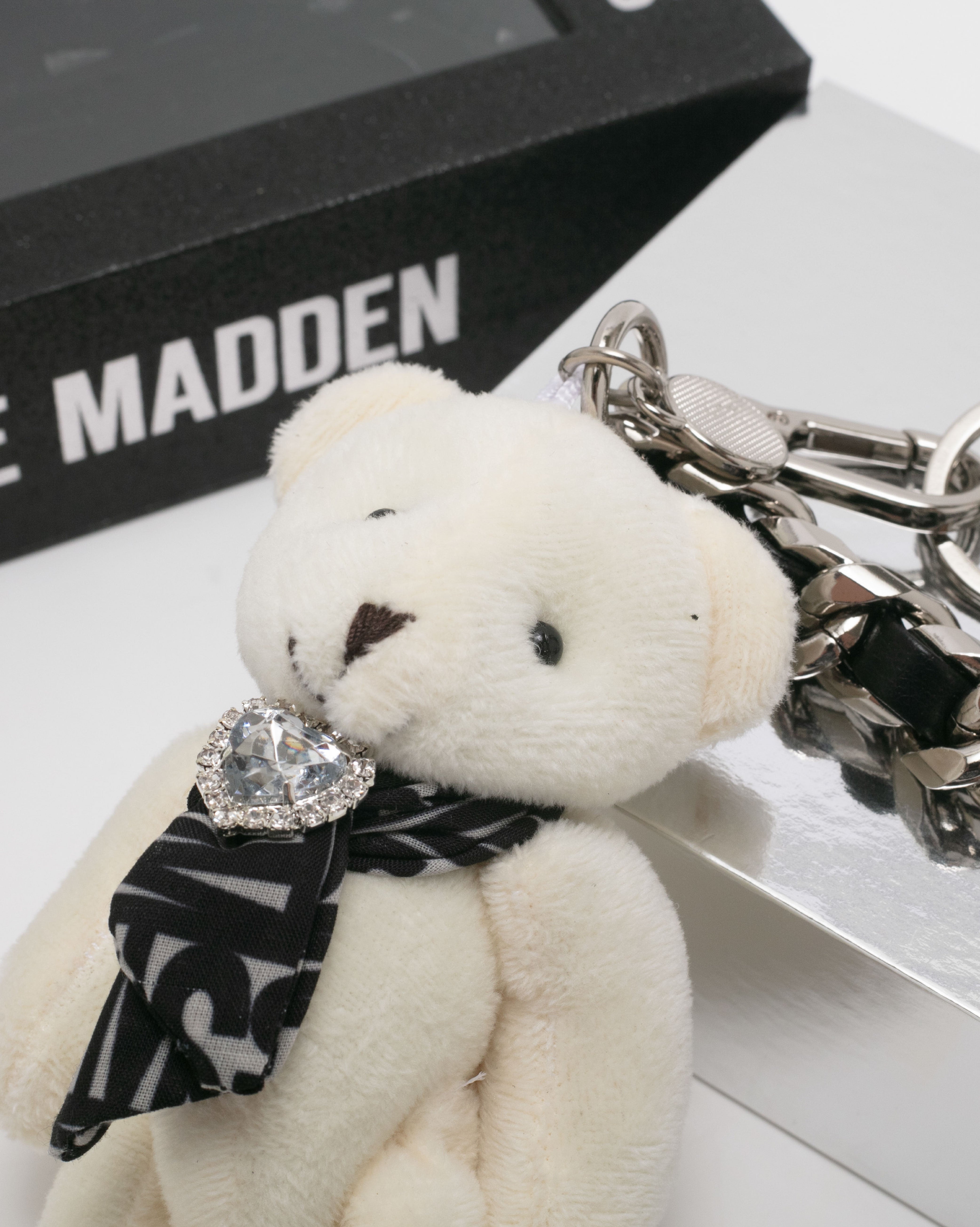 BBEAR-G 毛絨泰迪鍊條吊飾-銀色