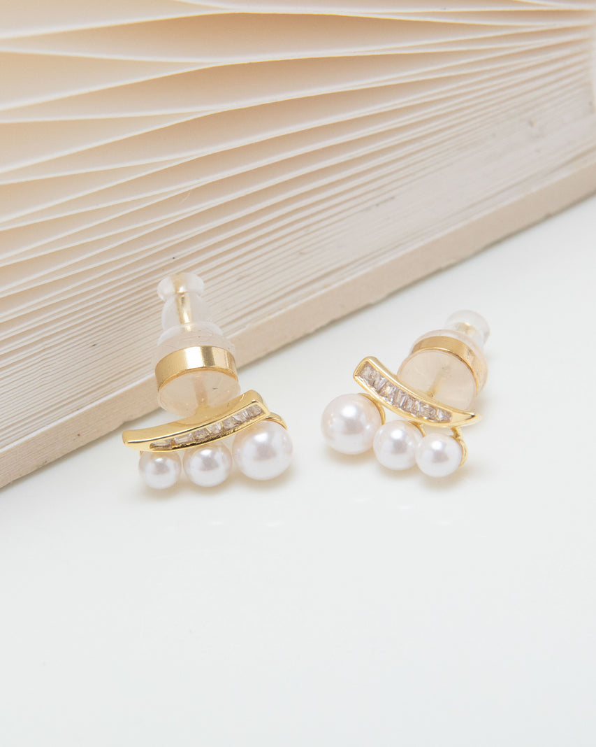 【線上獨家款】質感排列珍珠耳環-金色