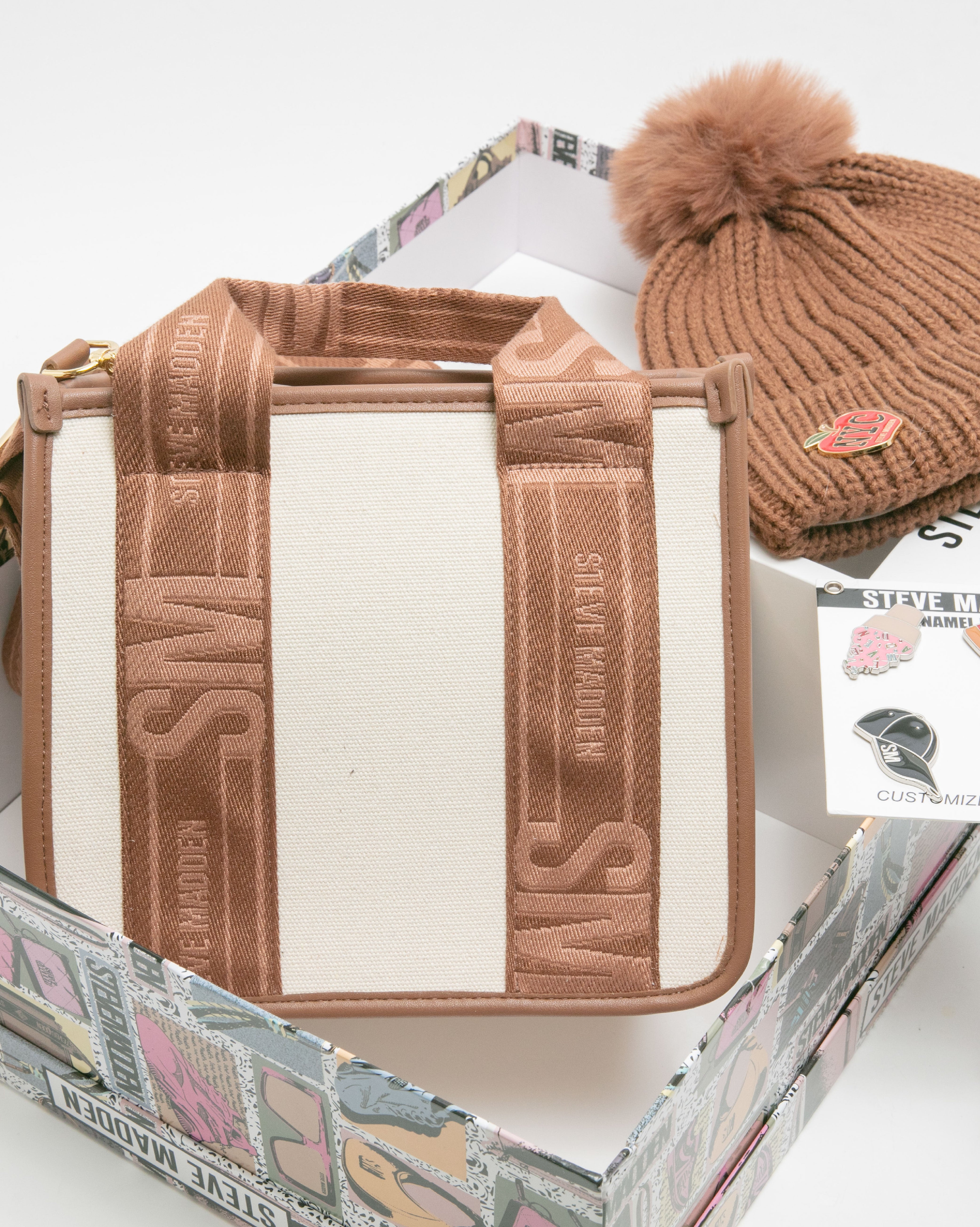 LOGO寬帶兩用包/潮流徽章毛帽禮盒-咖啡色