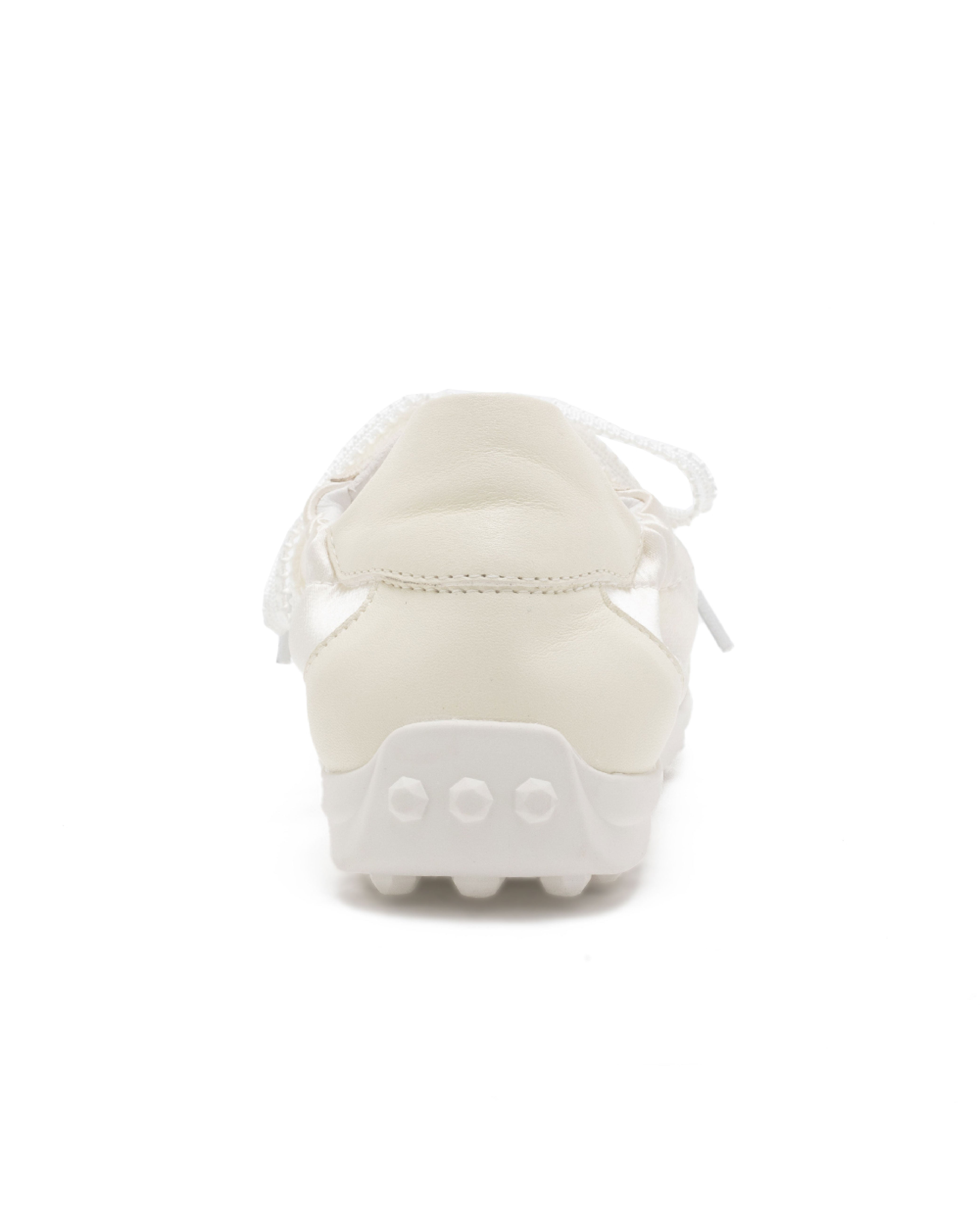 【線上獨家款】TWSHOONG 芭蕾緞面雙蝴蝶結休閒鞋-白色