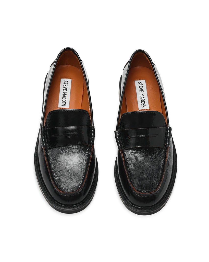 ADISON 經典素面爆裂紋樂福鞋-黑色