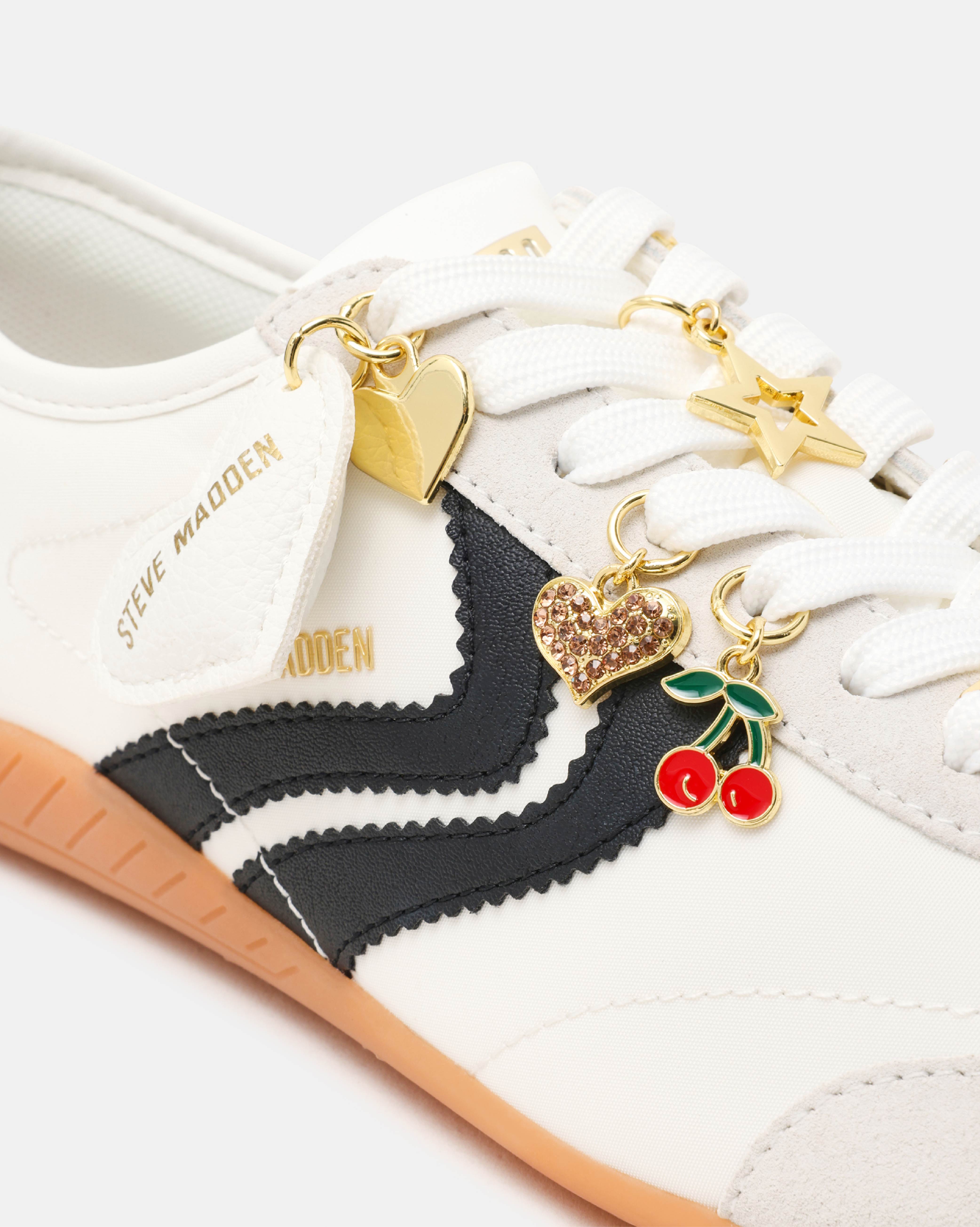 BASSETT 潮流掛飾拼接休閒鞋-白色