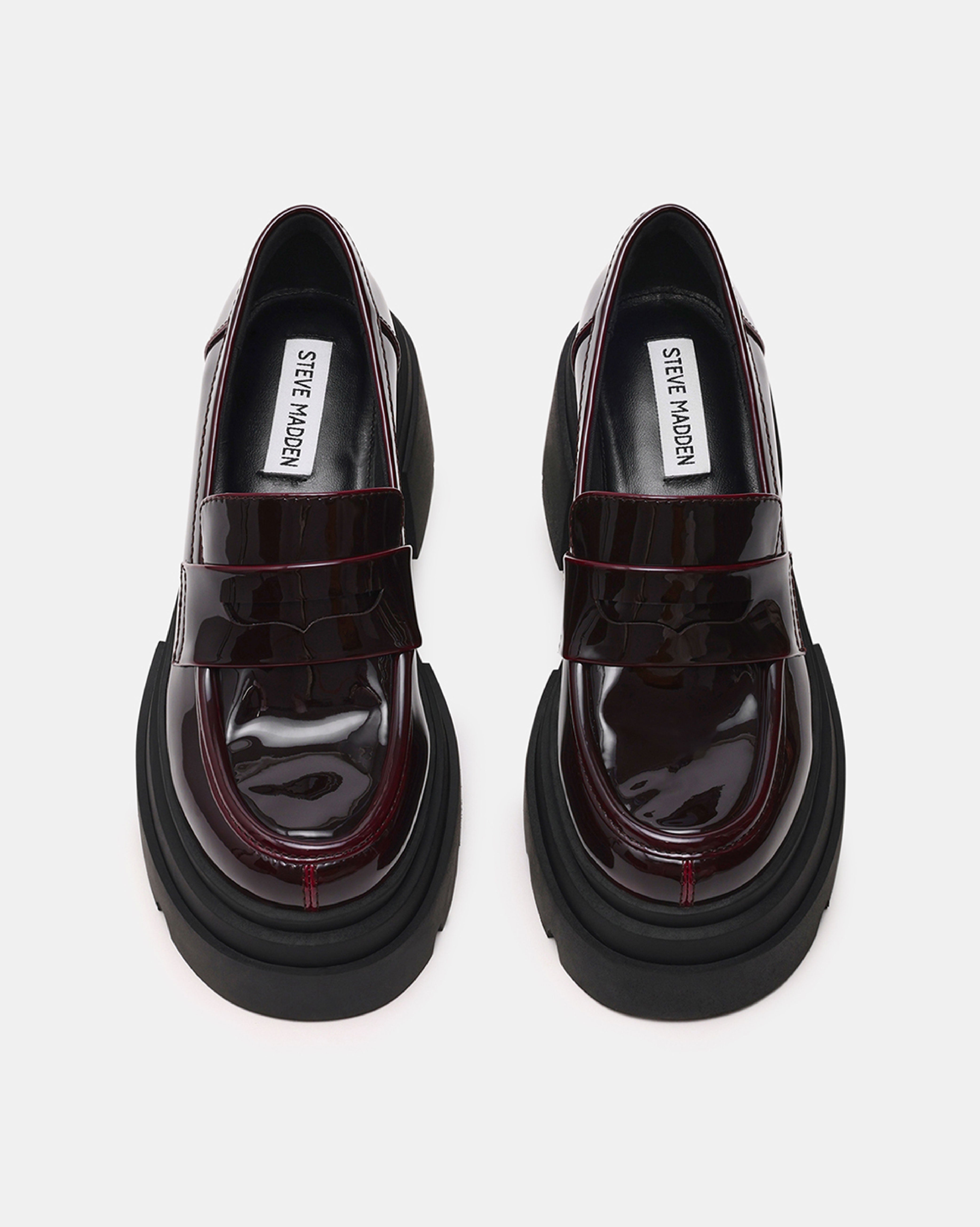 TURNOUT 經典素面厚底樂福鞋-酒紅色