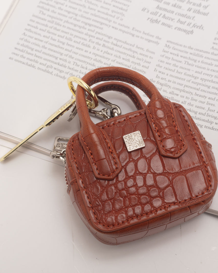 【線上獨家款】D-VOYAGE 手提包造型吊飾-咖啡色