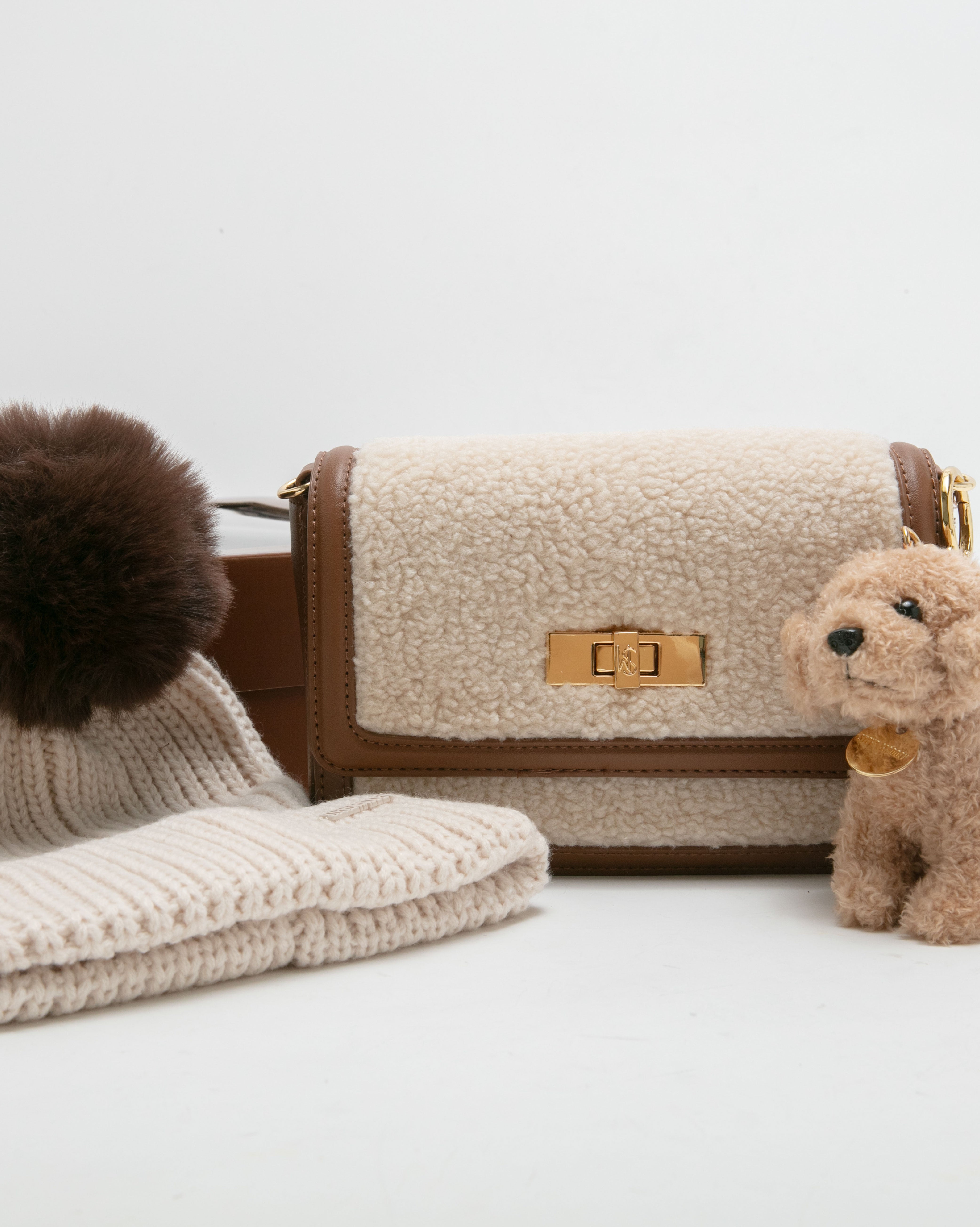 【線上獨家禮盒】毛毛信封包/針織毛帽三件禮盒組-咖啡色