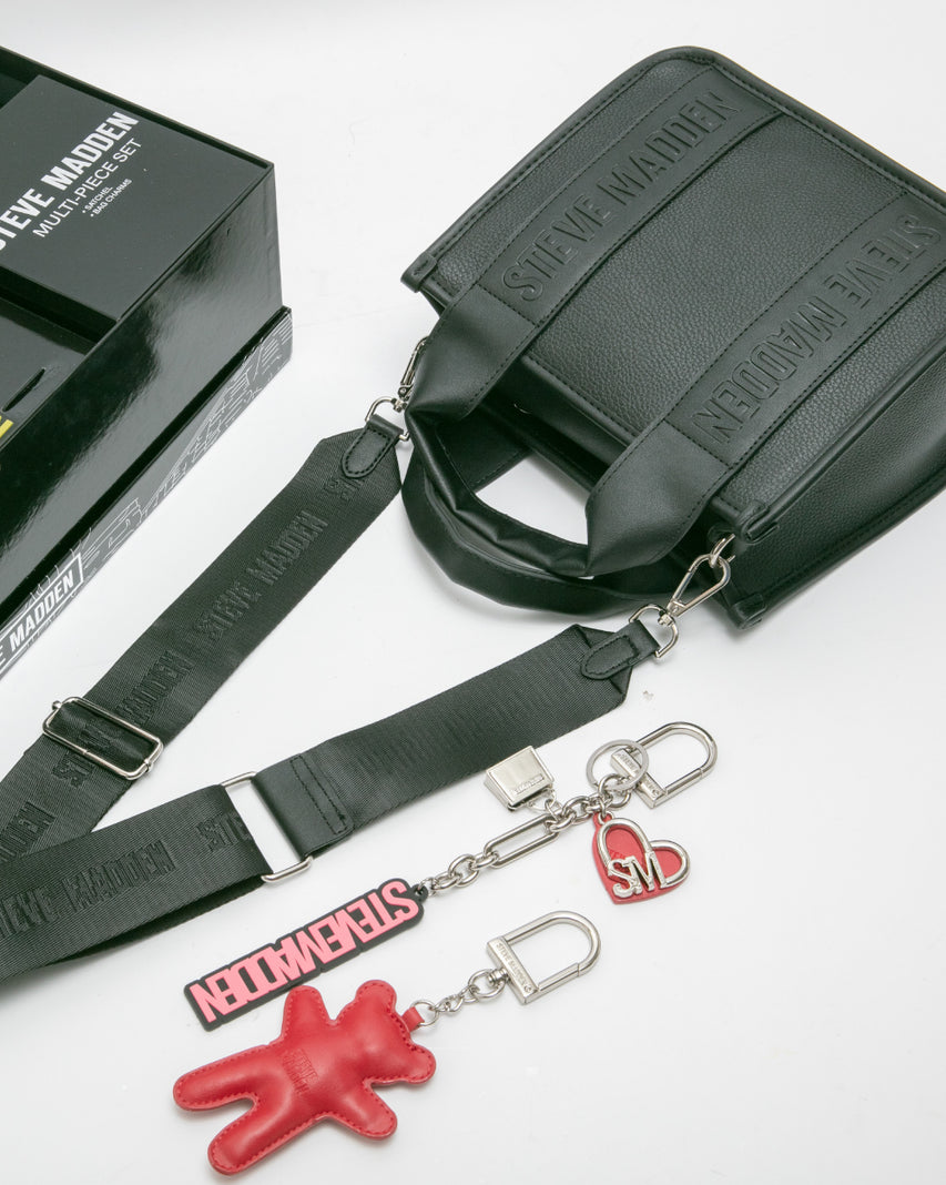 素面LOGO寬背帶雙吊飾禮盒-黑色