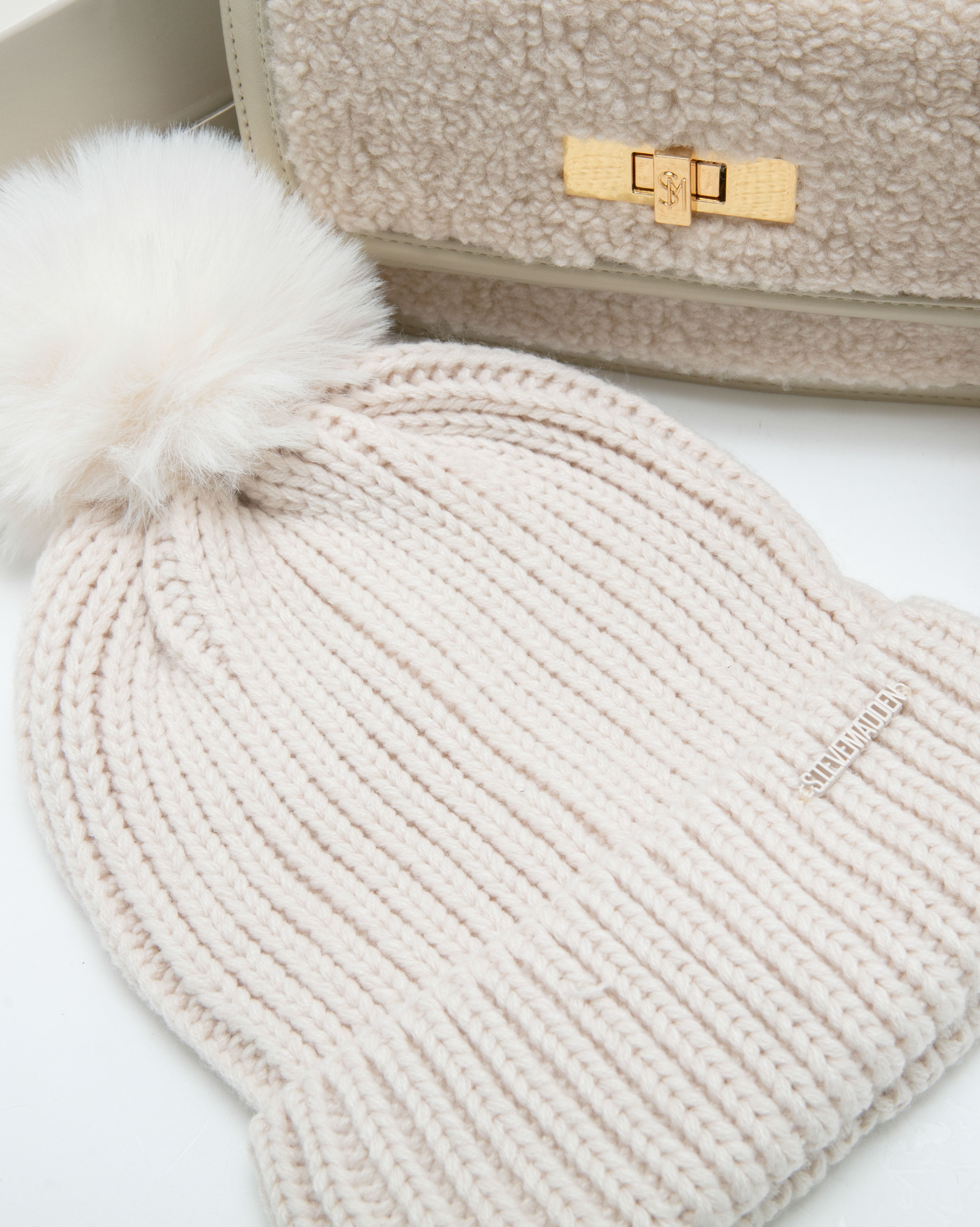 【線上獨家禮盒】毛毛信封包/針織毛帽三件禮盒組-米色