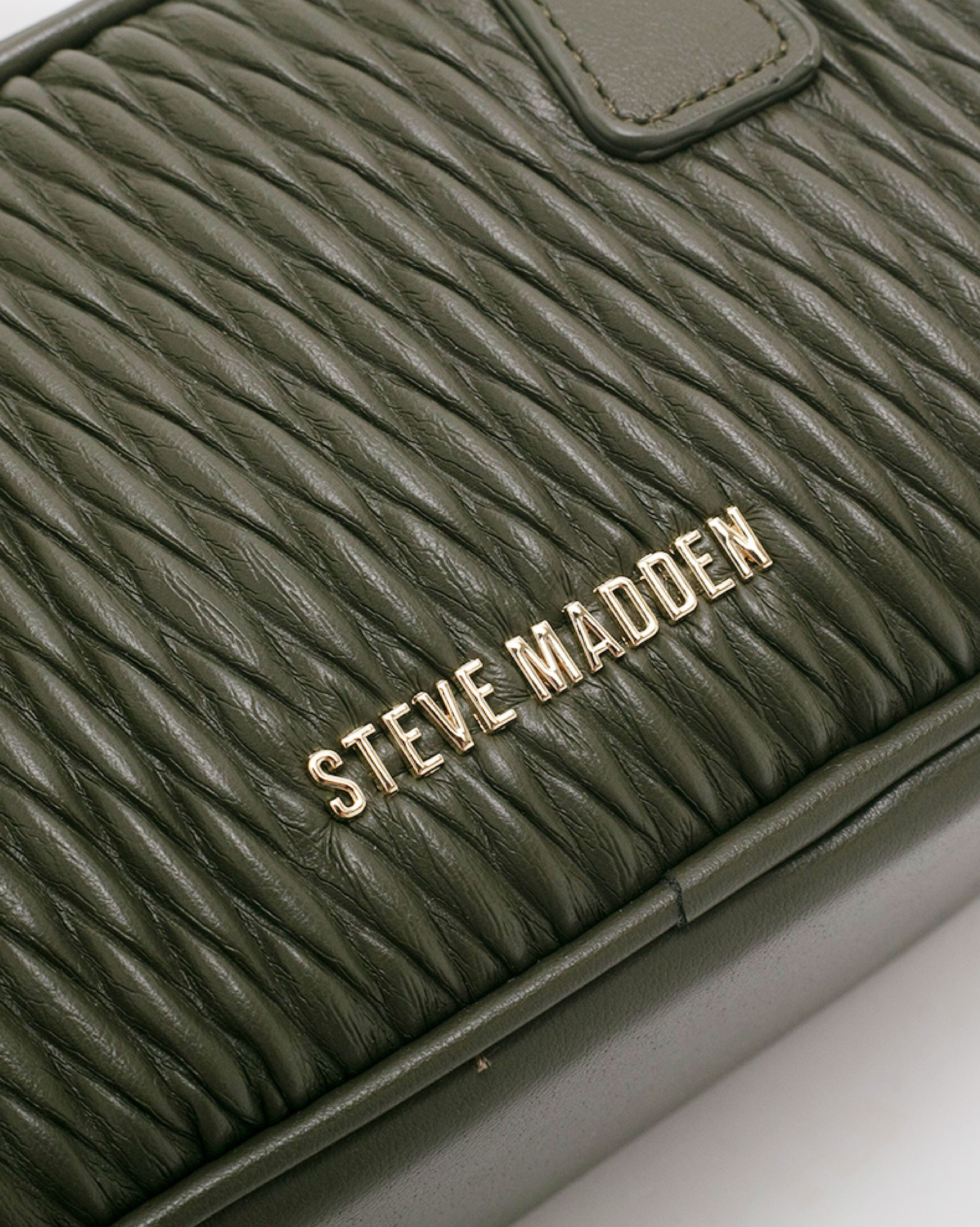 BEMILIEE 編織抓皺小法棍包-墨綠色