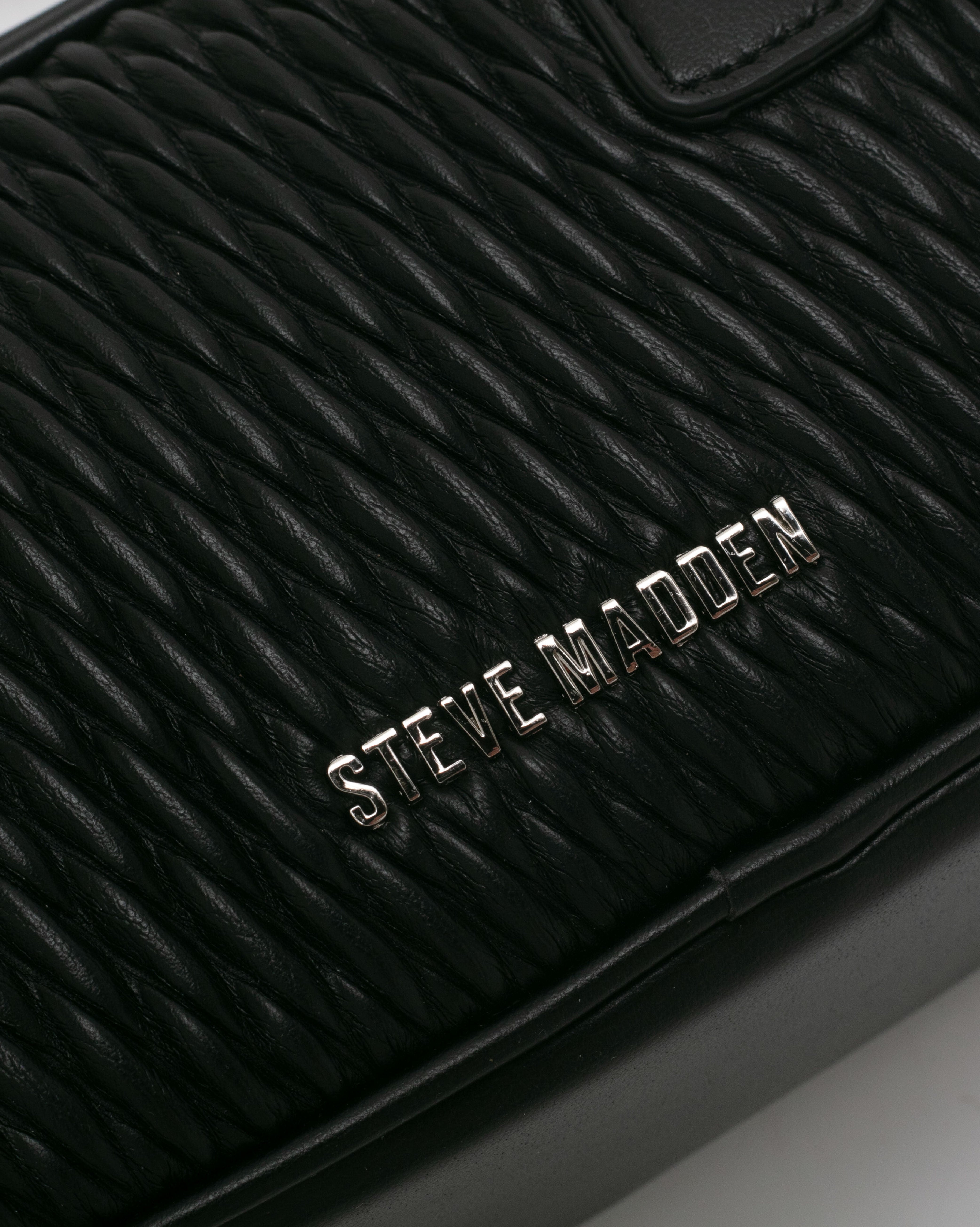 BEMILIEE 編織抓皺小法棍包-黑色