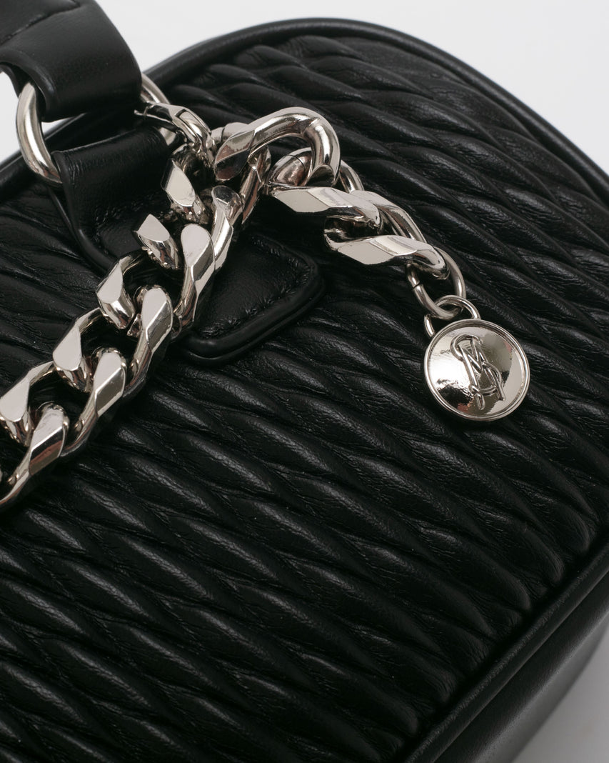 BEMILIEE 編織抓皺小法棍包-黑色